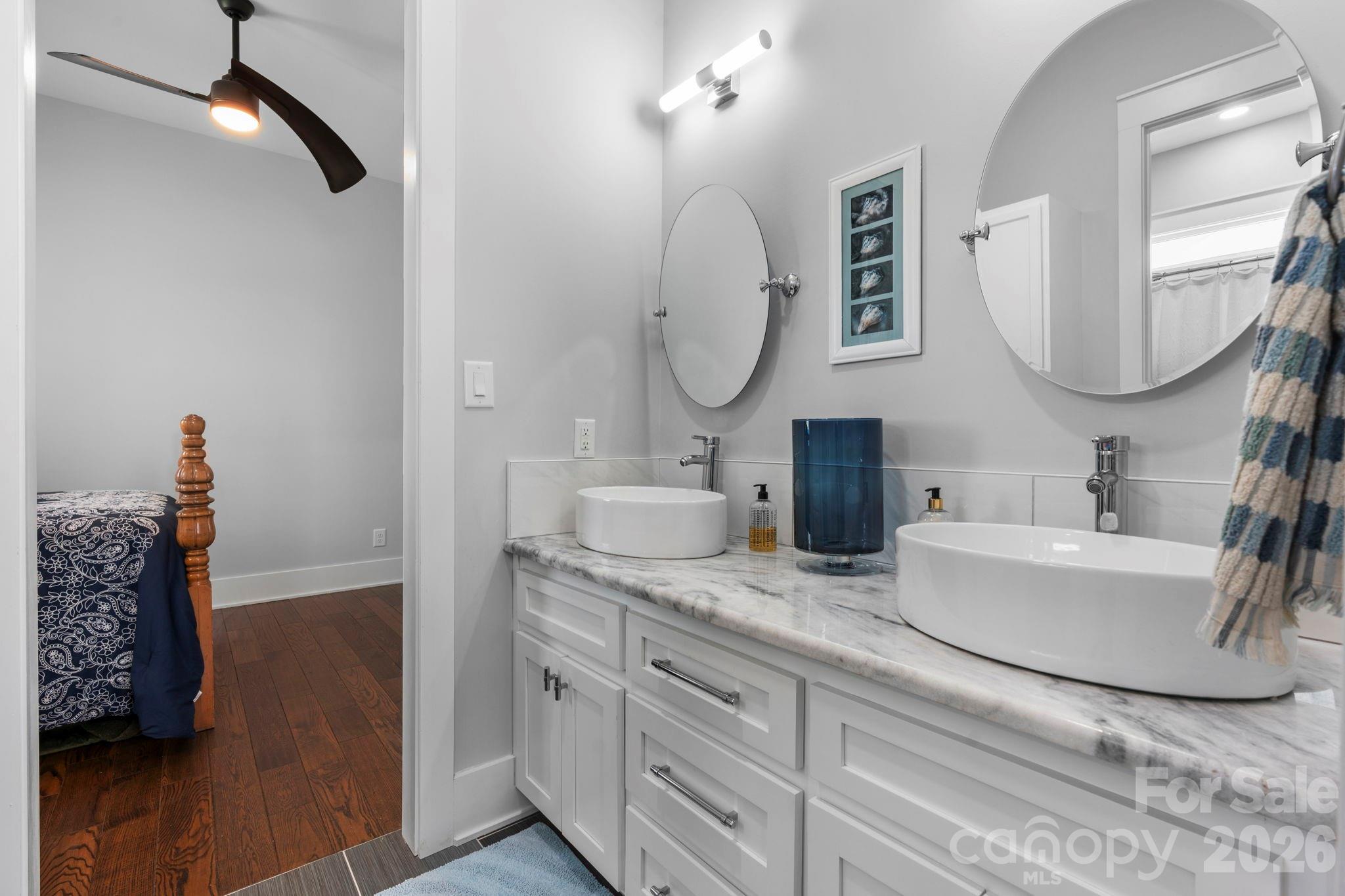 5780 W Hwy 10 Highway Hickory NC 28602