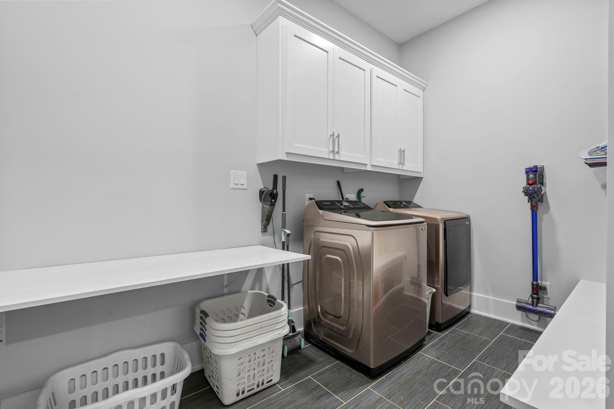 5780 W Hwy 10 Highway Hickory NC 28602