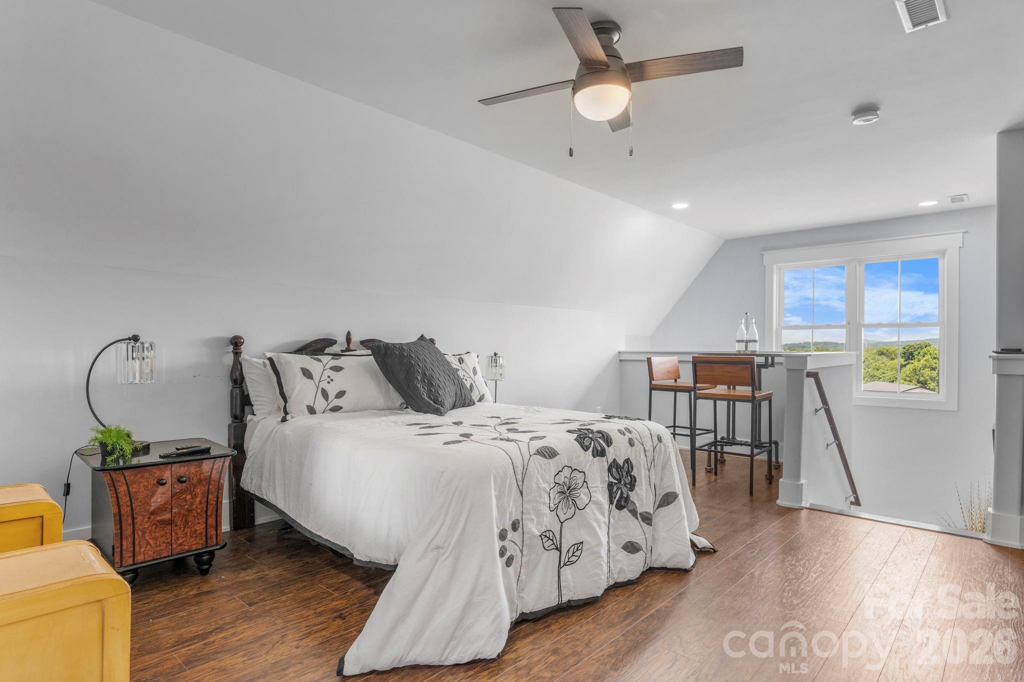5780 W Hwy 10 Highway Hickory NC 28602