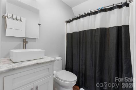 5780 W Hwy 10 Highway Hickory NC 28602