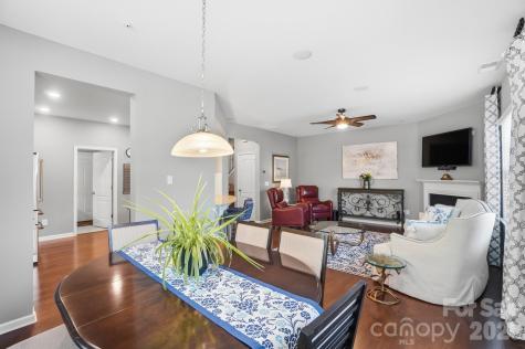 108 Dellbrook Street Mooresville NC 28117