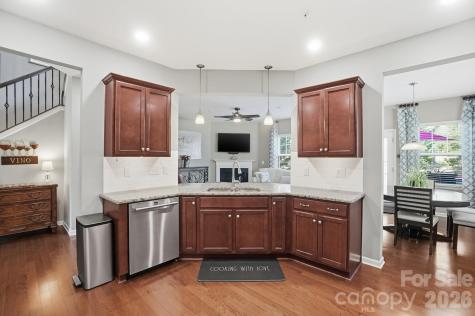 108 Dellbrook Street Mooresville NC 28117