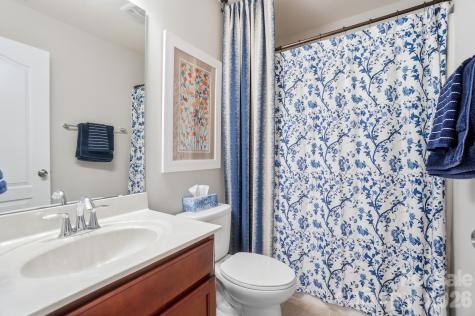 108 Dellbrook Street Mooresville NC 28117