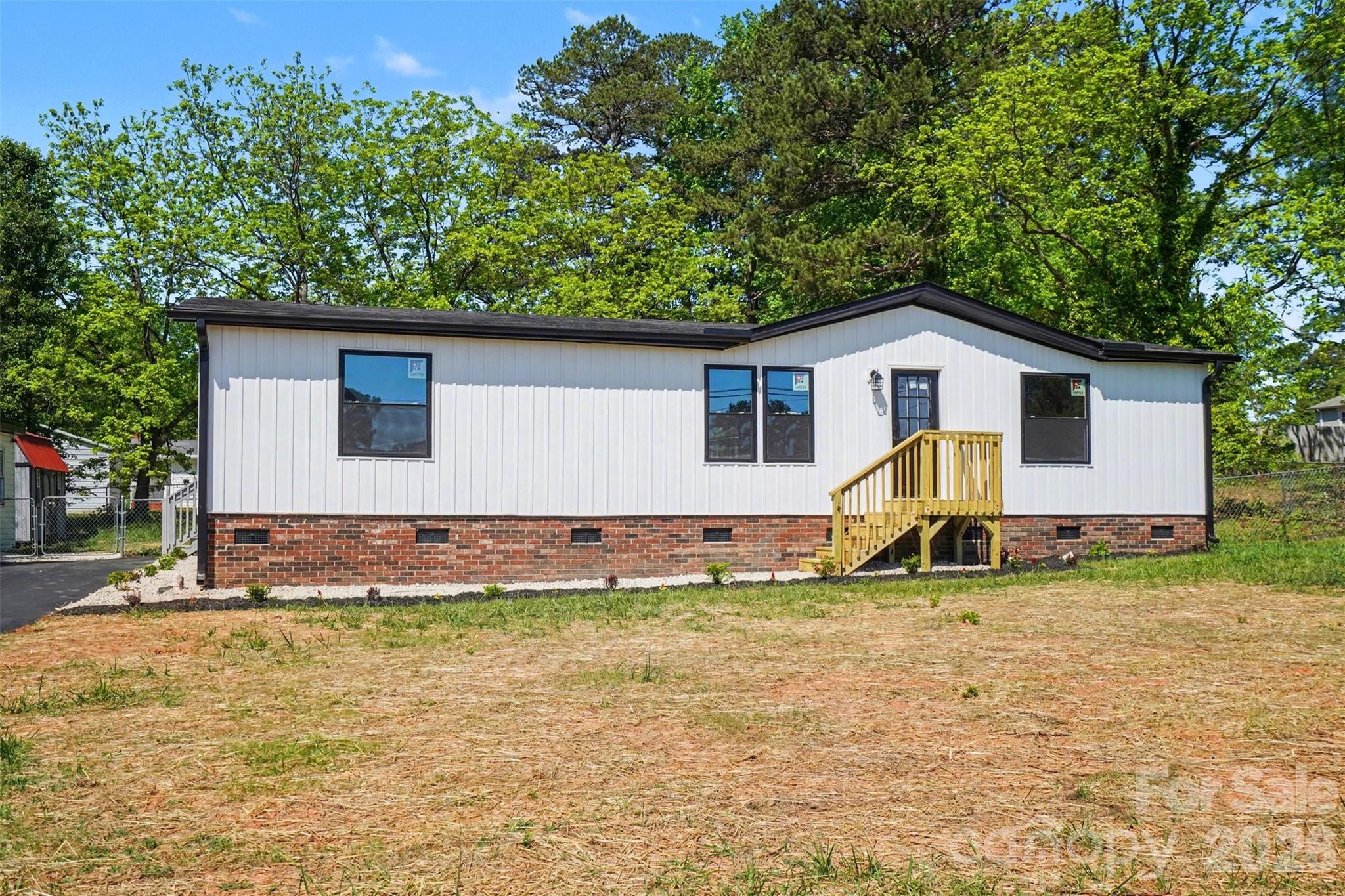 212 S Upright Street Landis NC 28088