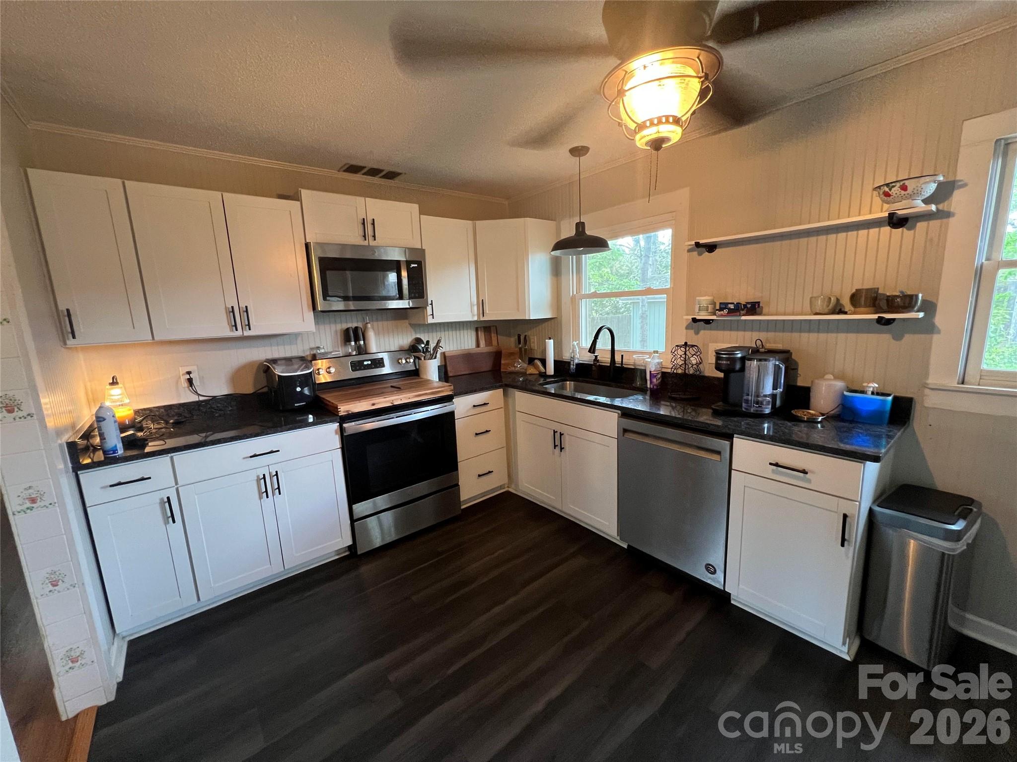 503 N Mauney Avenue Stanley NC 28164