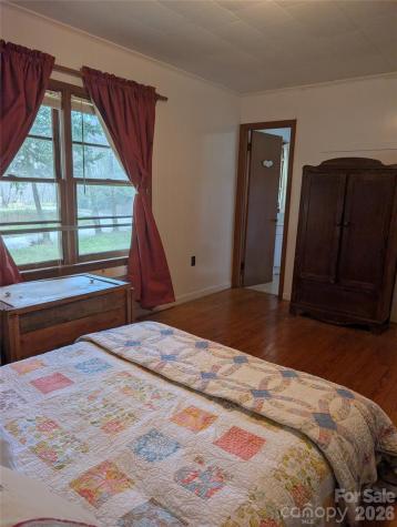 6712 Globe Road Lenoir NC 28645