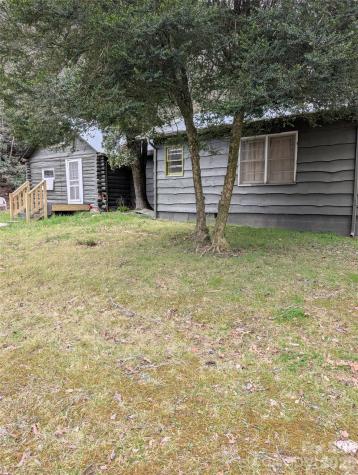 6712 Globe Road Lenoir NC 28645