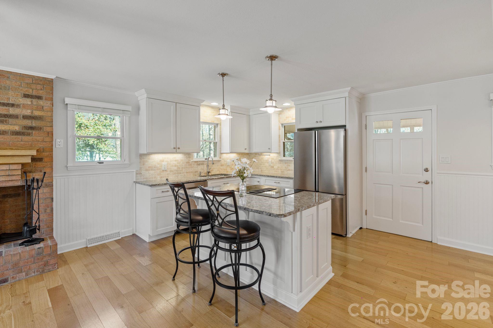 8032 Lakeview Drive Denver NC 28037