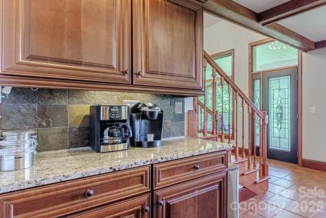 860 Butternut Ridge Bryson City NC 28713