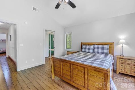 860 Butternut Ridge Bryson City NC 28713