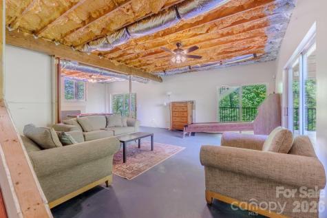 860 Butternut Ridge Bryson City NC 28713