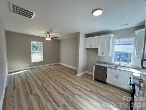 722 Austin Street Albemarle NC 28001