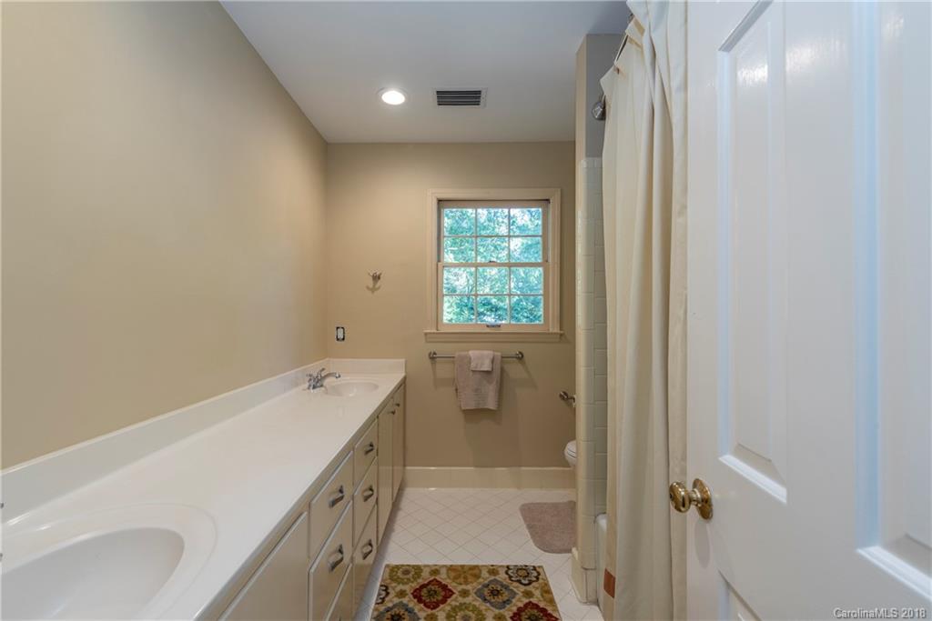 3620 Ethan Court Charlotte NC 28226