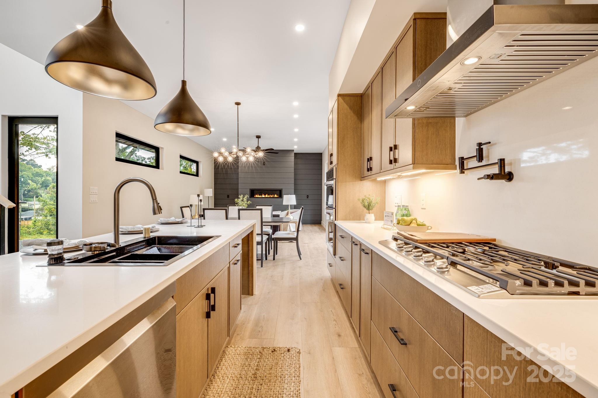 23 Woodbine Road Asheville NC 28804