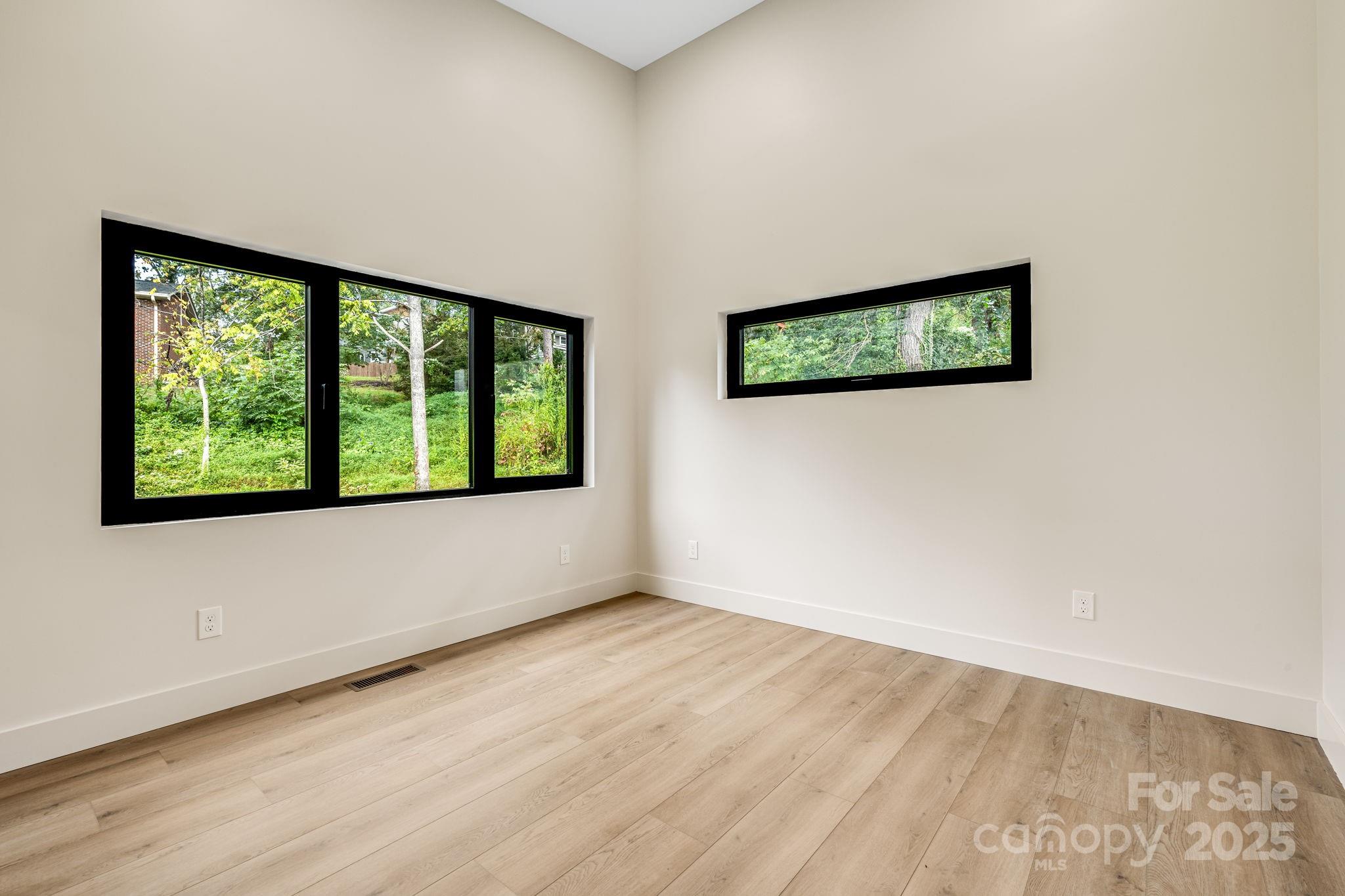 23 Woodbine Road Asheville NC 28804