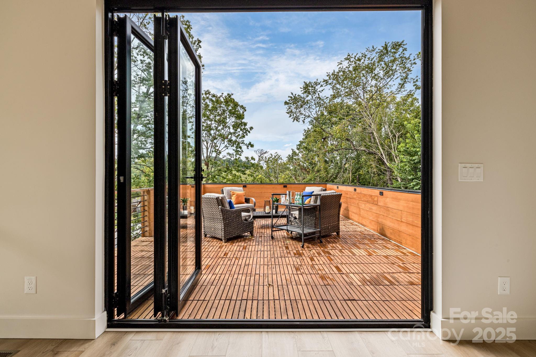 23 Woodbine Road Asheville NC 28804