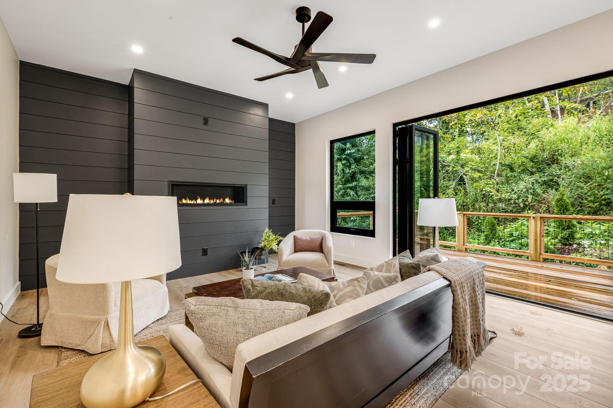 23 Woodbine Road Asheville NC 28804