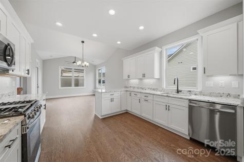 835A Wynnshire Drive Hickory NC 28601