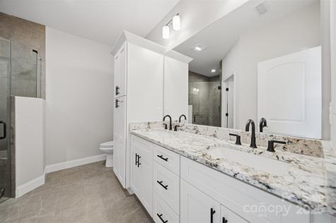 835A Wynnshire Drive Hickory NC 28601