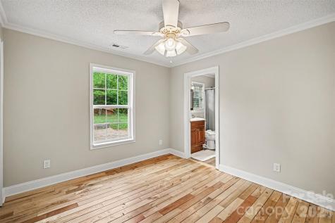 313 Oakland Avenue Belmont NC 28012