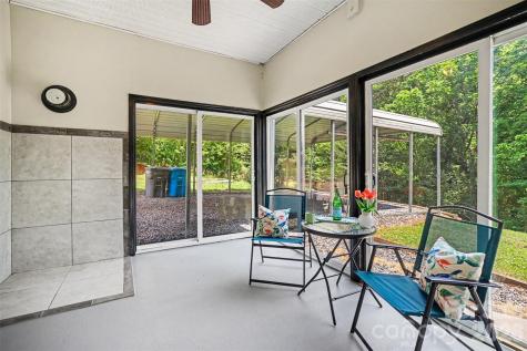 313 Oakland Avenue Belmont NC 28012