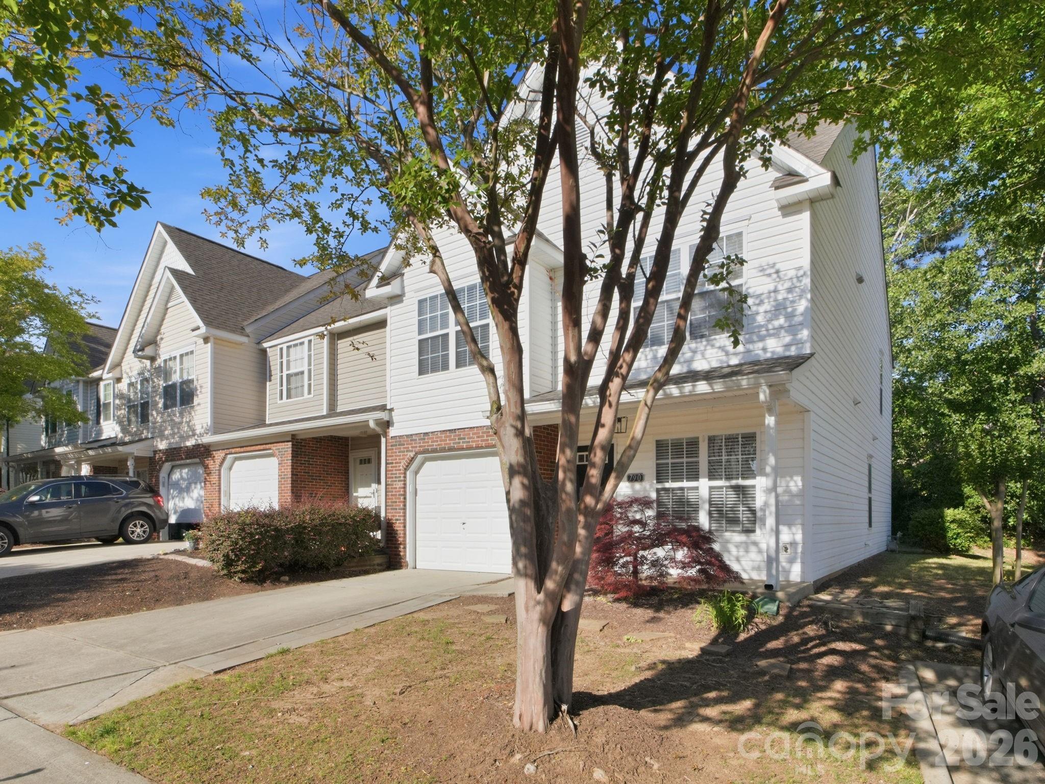 790 Rock Lake Glen Fort Mill SC 29715