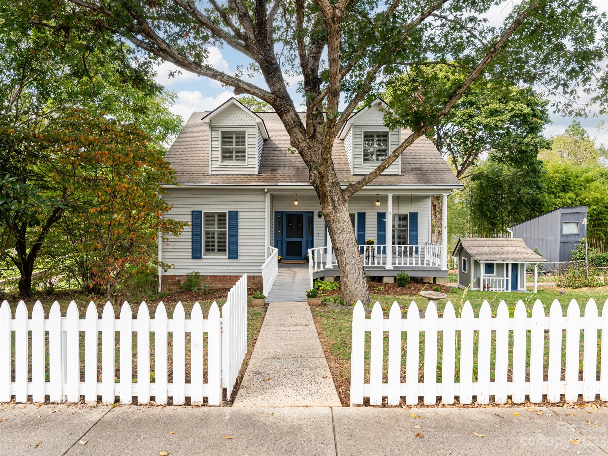 119 S Main Street Weaverville NC 28787