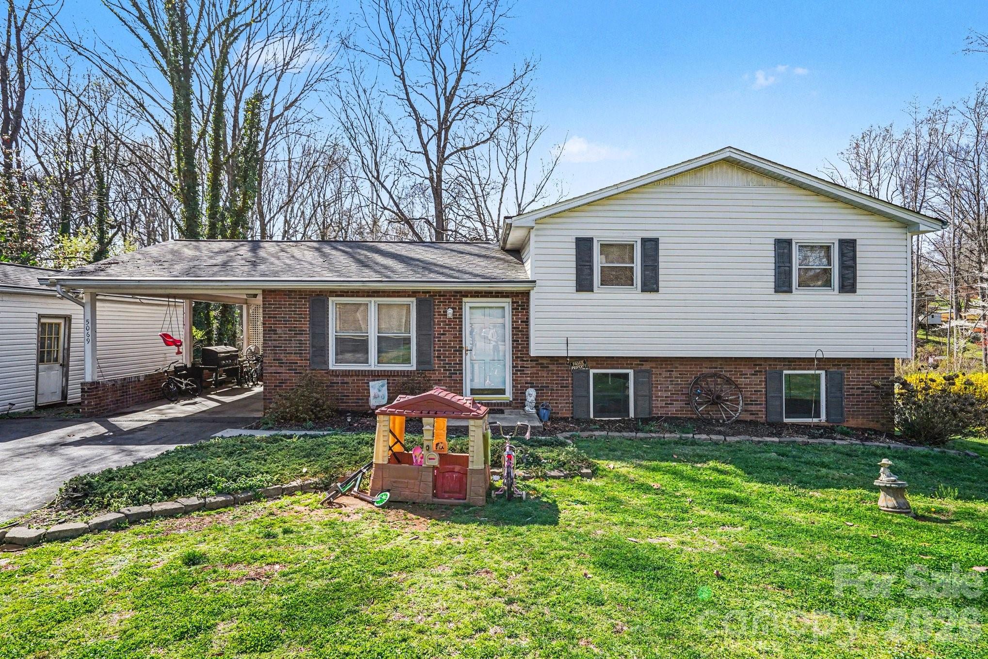 5069 W Piedmont Circle Conover NC 28613