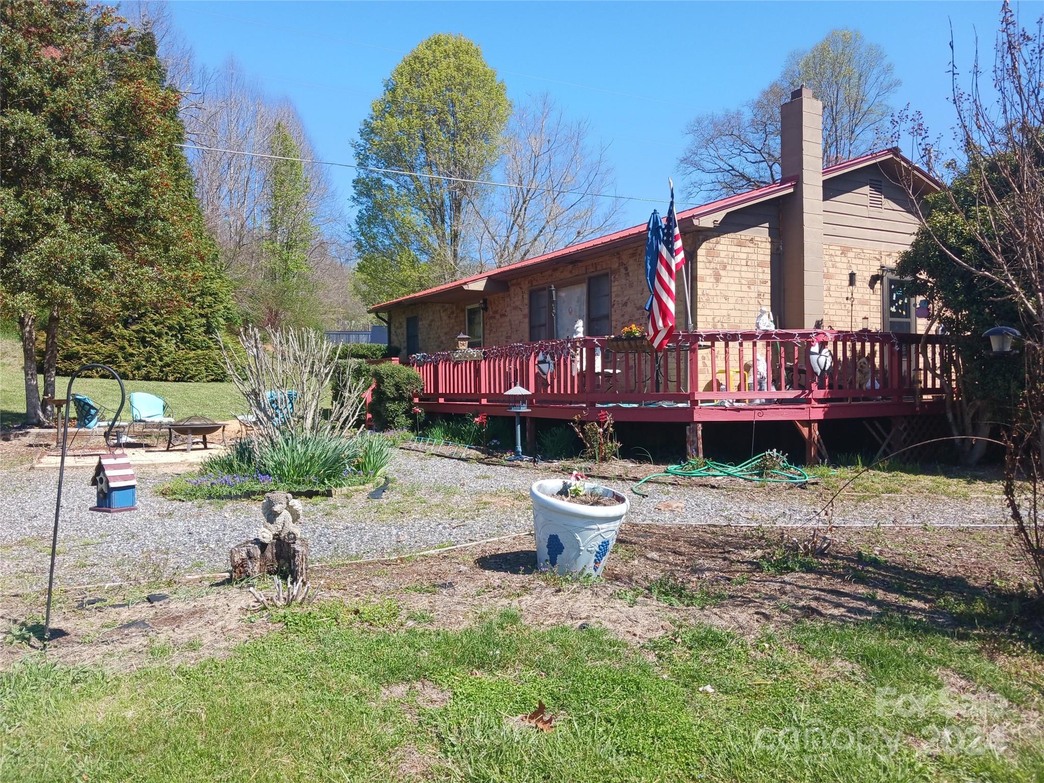 87 Floral Drive Sylva NC 28779