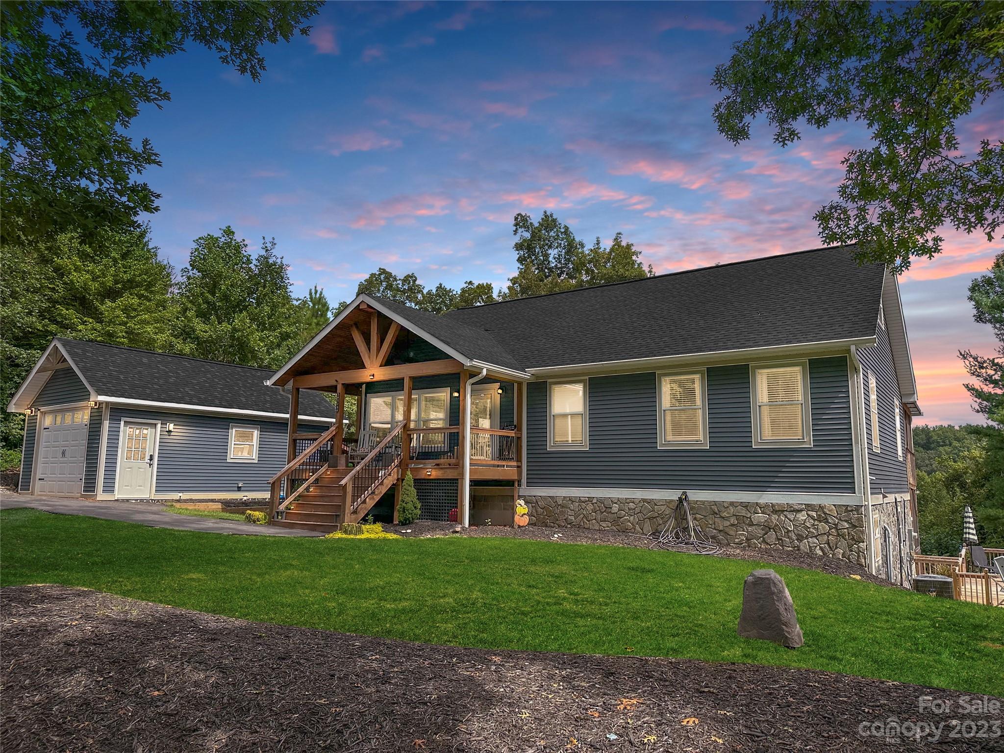554 Rutherford Drive Nebo NC 28761