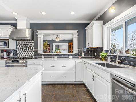 198 Brooks Branch Road Leicester NC 28748
