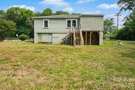 3230 12th Avenue SE Hickory NC 28602