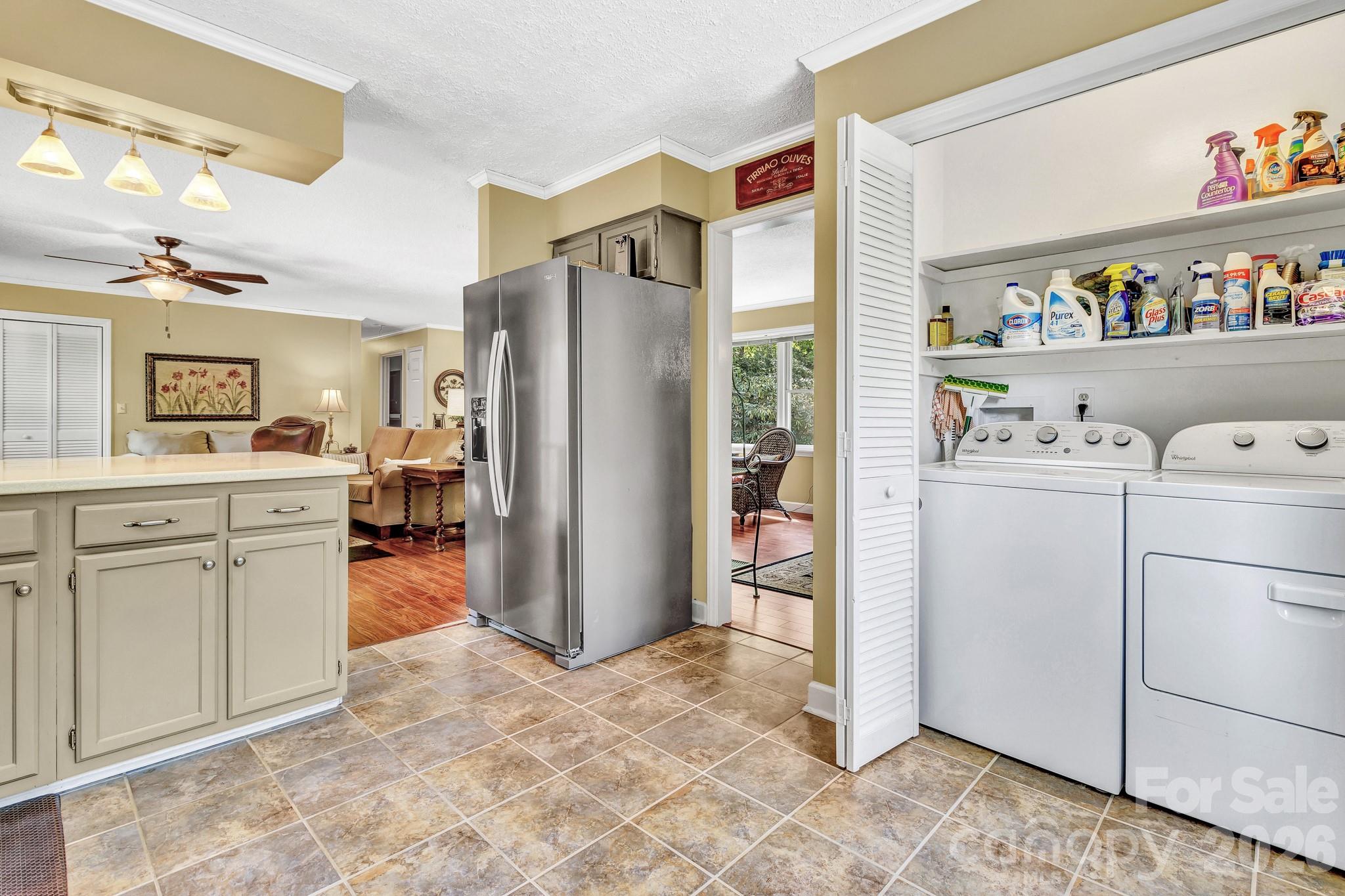 238 Park Lane Hendersonville NC 28791
