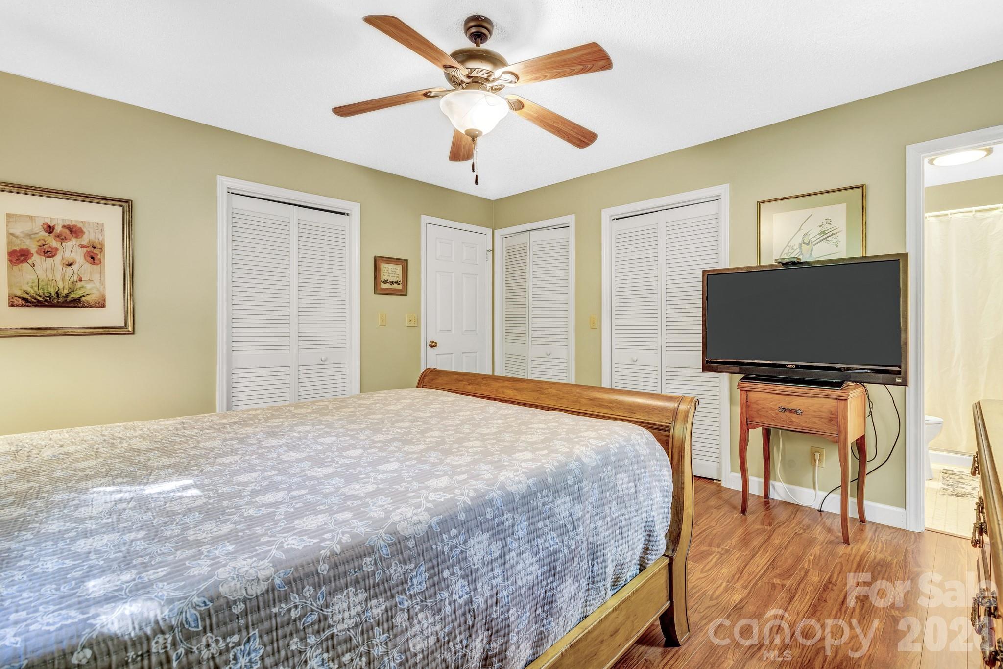 238 Park Lane Hendersonville NC 28791