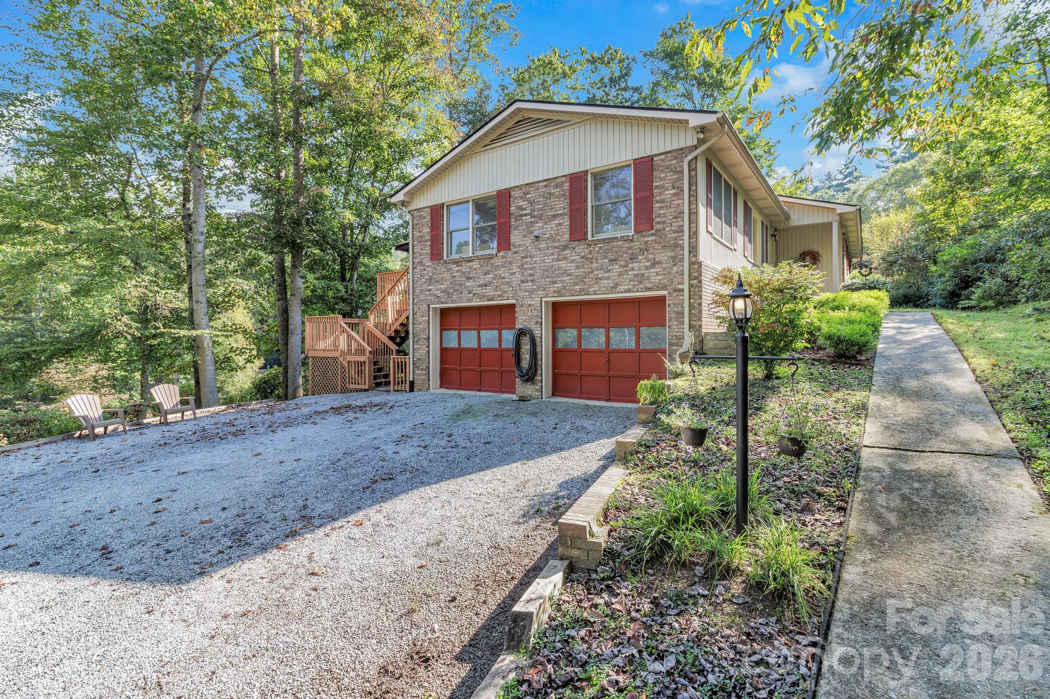 238 Park Lane Hendersonville NC 28791