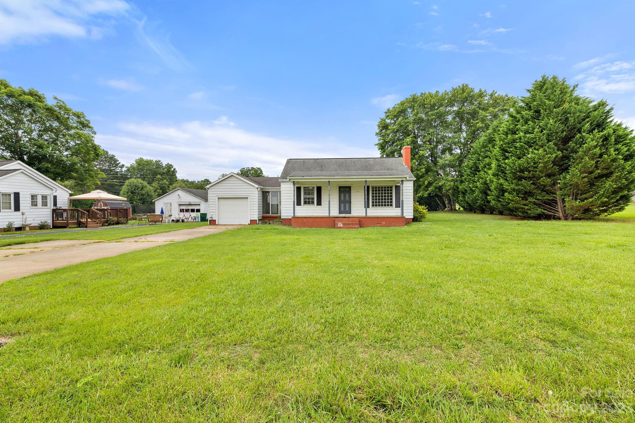 2159 Dove Street Newton NC 28658