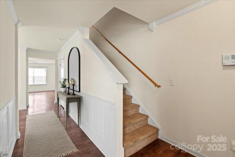 2515 Walnut Forest Drive Charlotte NC 28216