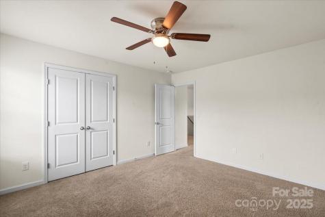 2515 Walnut Forest Drive Charlotte NC 28216