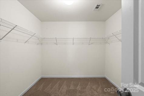 2515 Walnut Forest Drive Charlotte NC 28216