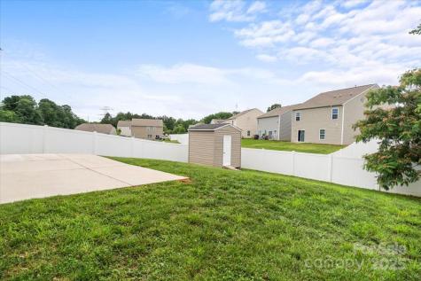 2515 Walnut Forest Drive Charlotte NC 28216