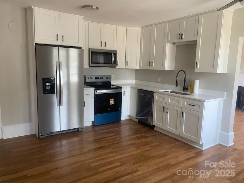 107 Lr Smith Avenue Hendersonville NC 28791