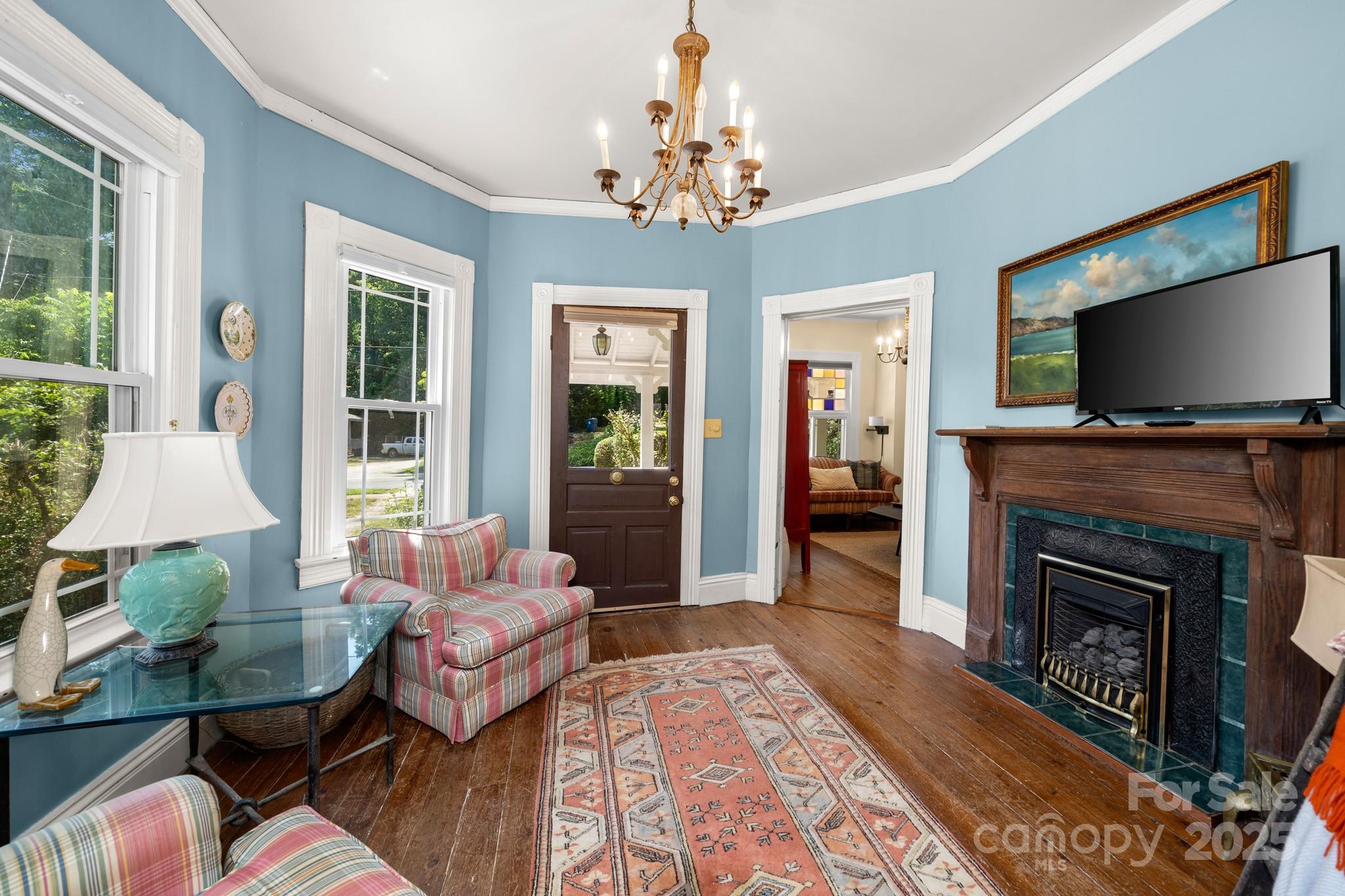 334 Greenville Street Saluda NC 28773