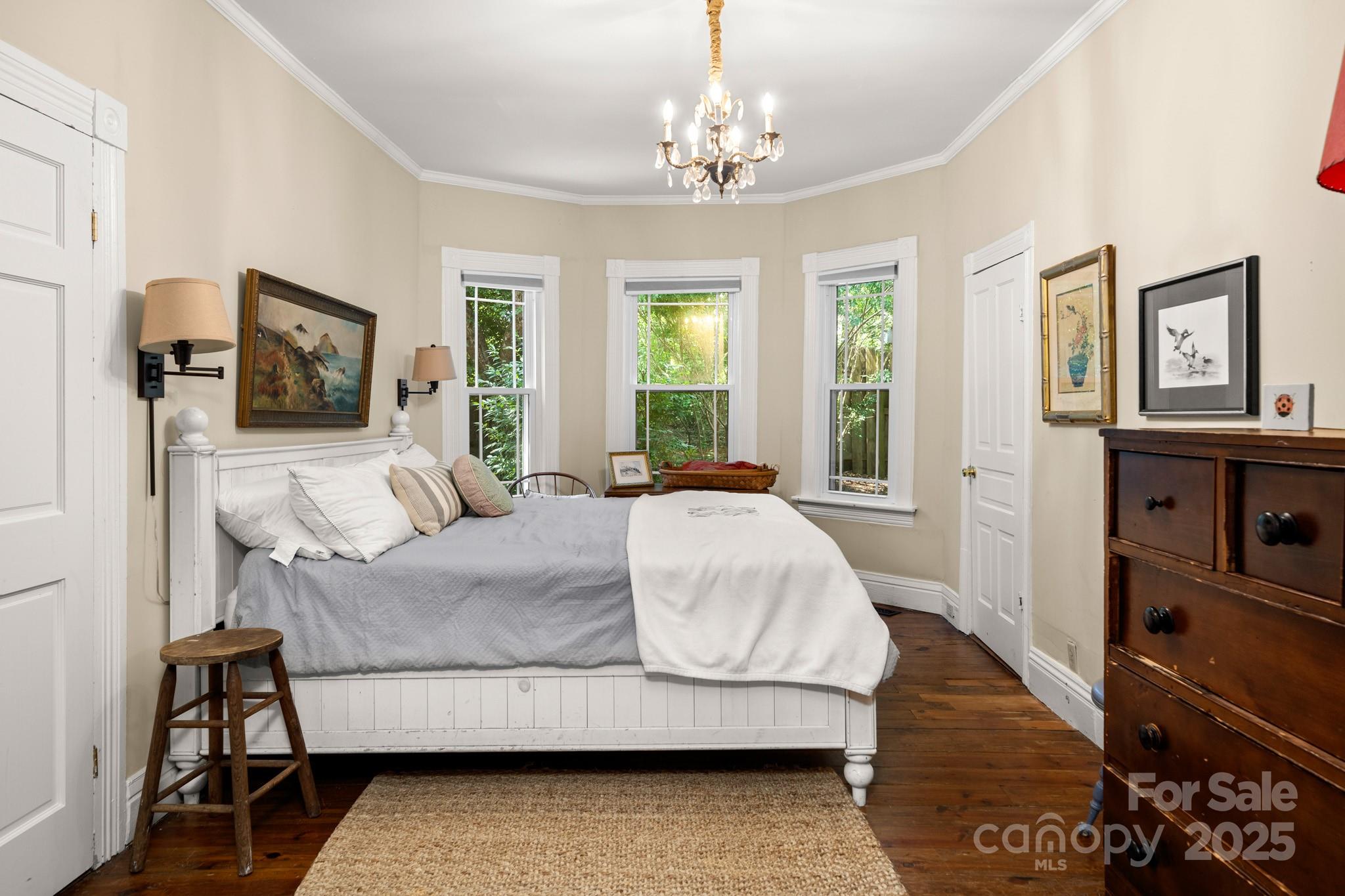 334 Greenville Street Saluda NC 28773
