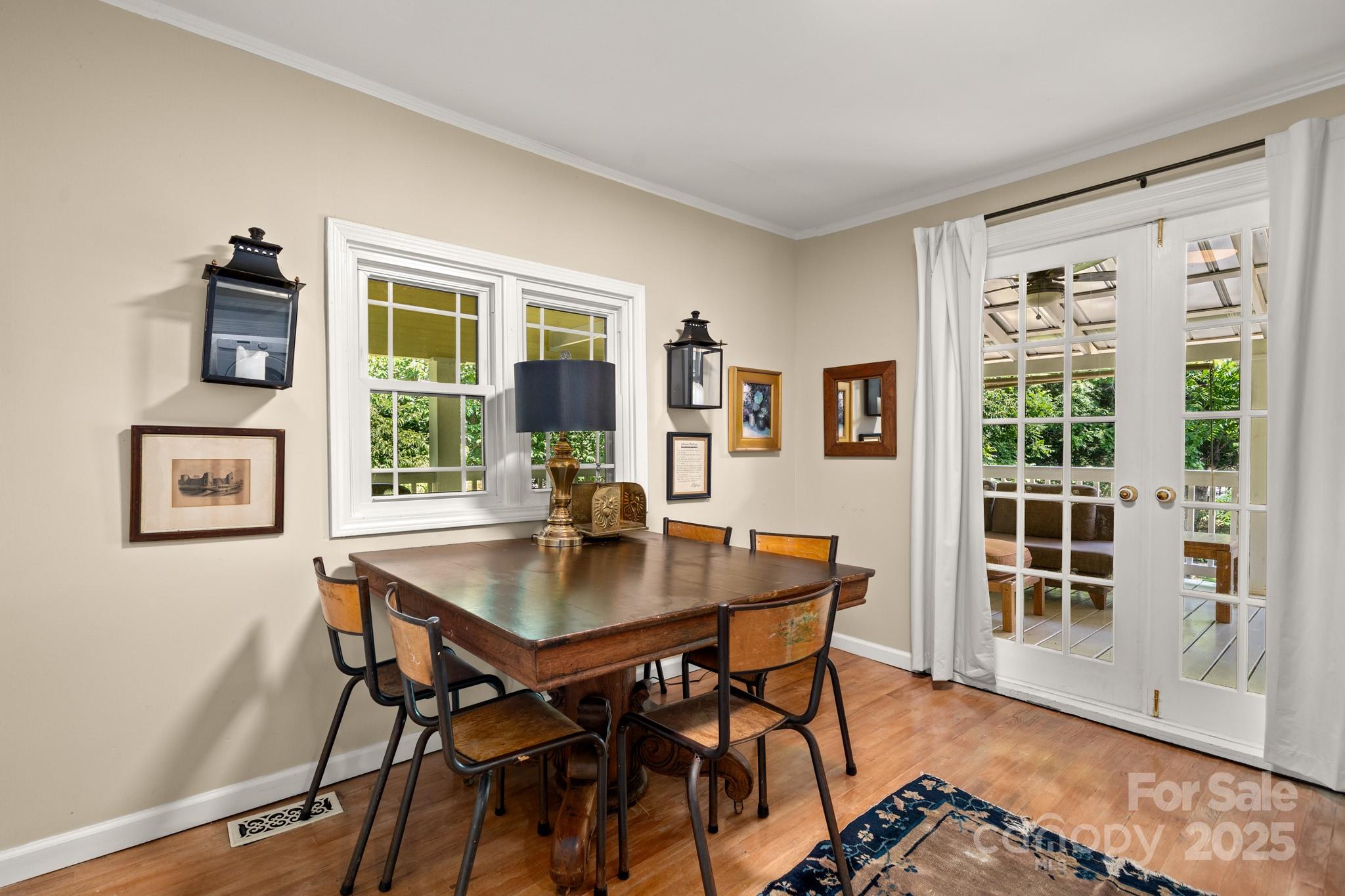 334 Greenville Street Saluda NC 28773