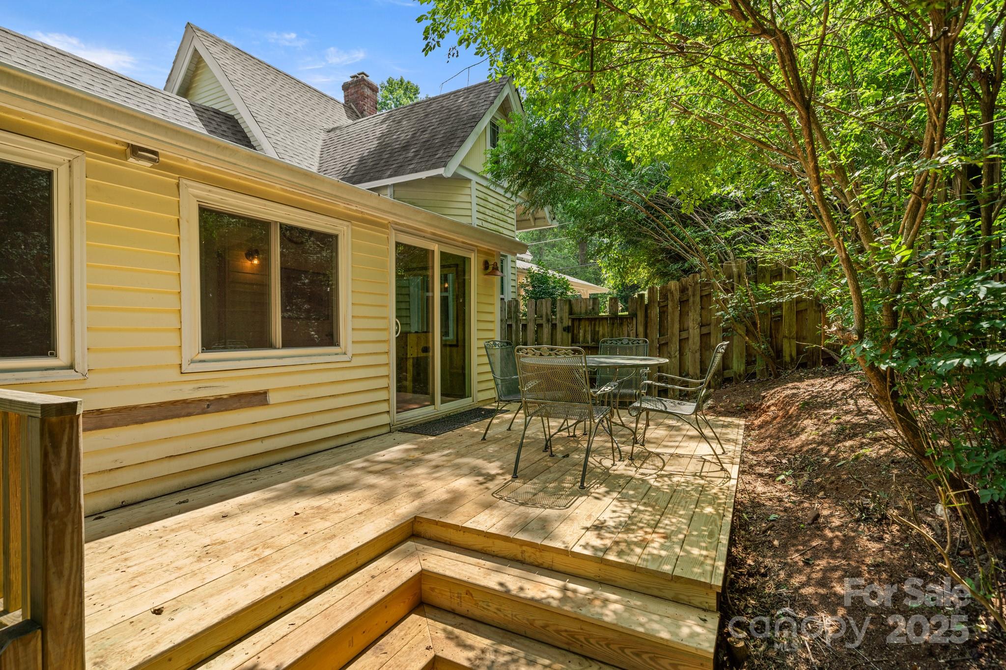 334 Greenville Street Saluda NC 28773