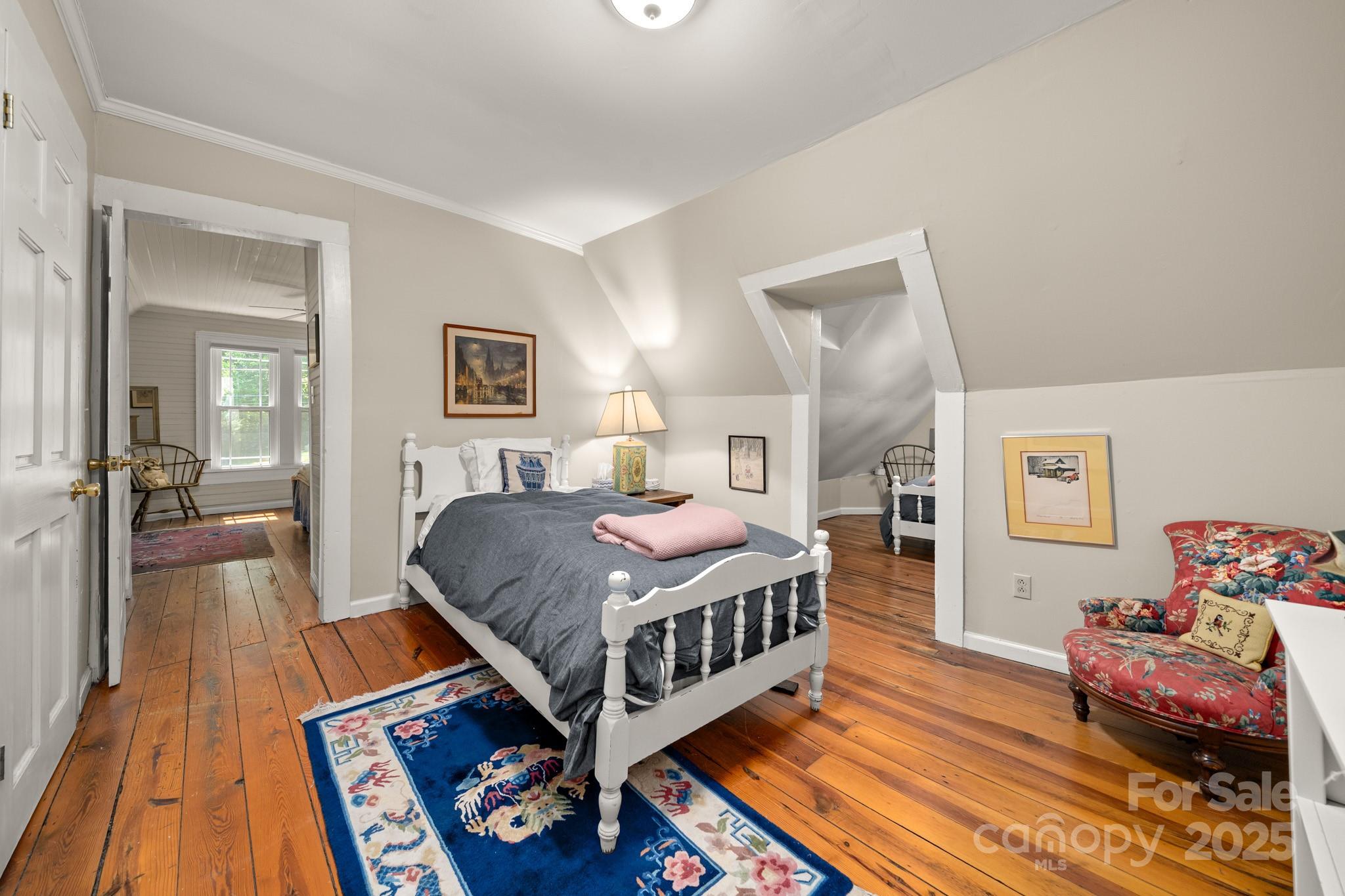 334 Greenville Street Saluda NC 28773