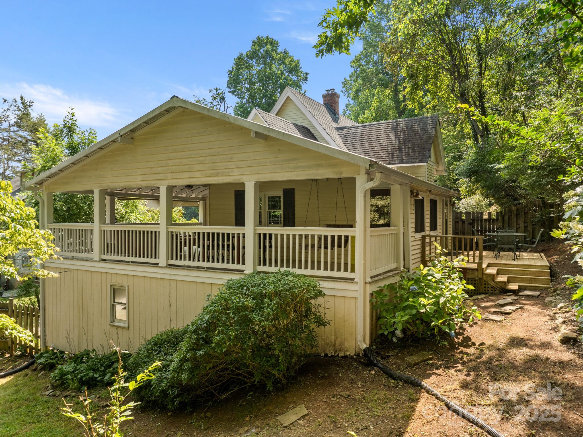 334 Greenville Street Saluda NC 28773