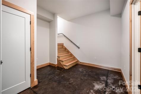 19 Ginger Spice Trail Weaverville NC 28787