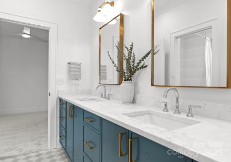 2921 Windsor Avenue Charlotte NC 28209