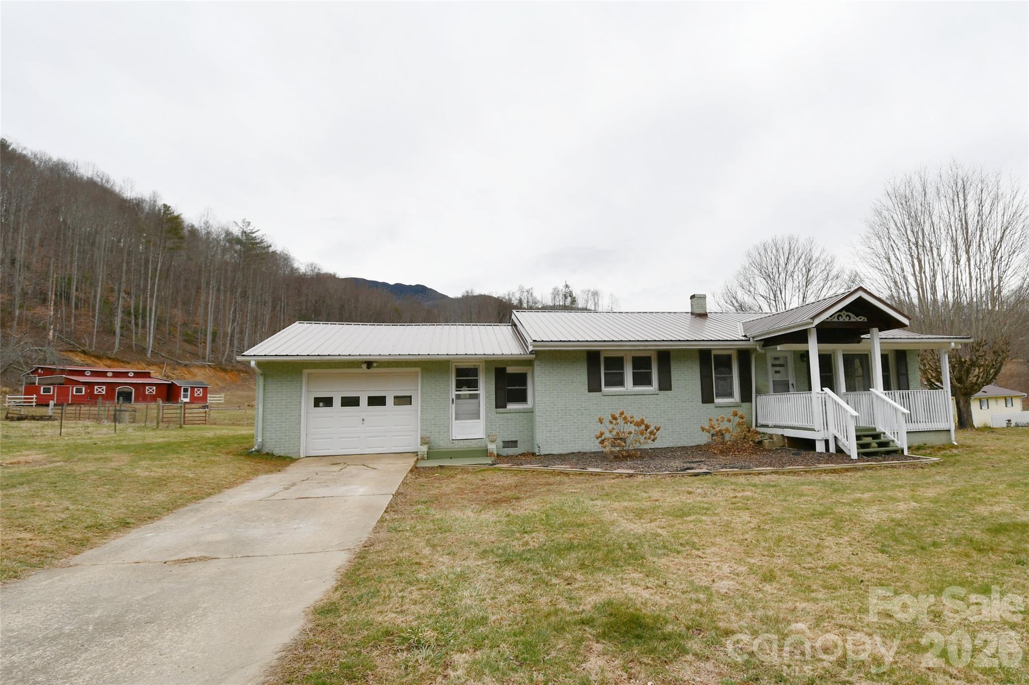 1650 Hughes Gap Road Bakersville NC 28705